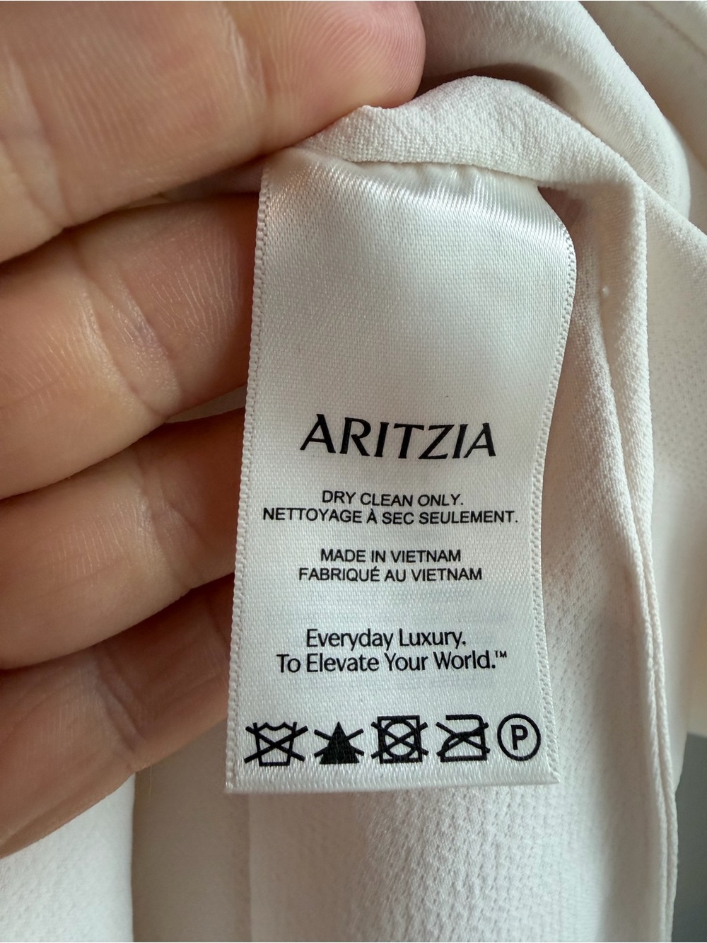 Aritzia Wilfred Women’s Regal Vest Crepette Matte Pearl Size 6 - Picture 7 of 10